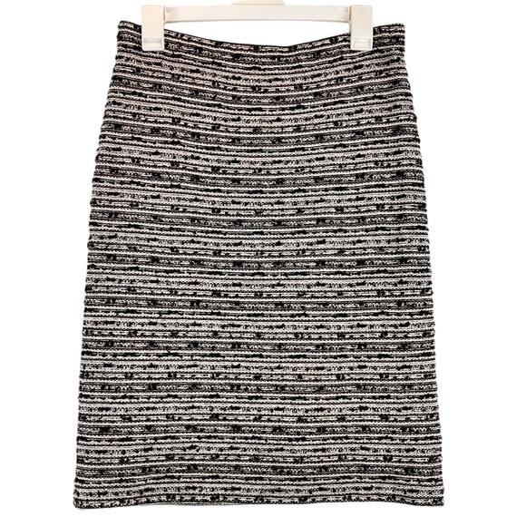 St. John Black Label Skirt Black Oatmeal Boucle Knit Textured Sz 4 - Picture 1 of 8